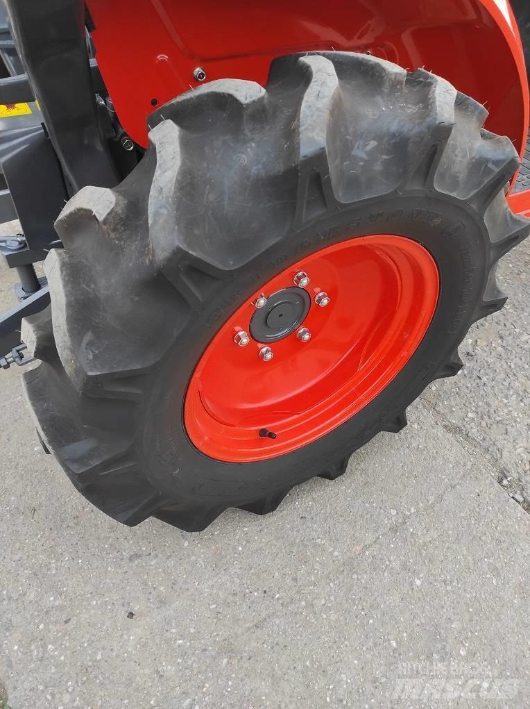 Kubota B1121 Τρακτέρ μικρών διαστάσεων