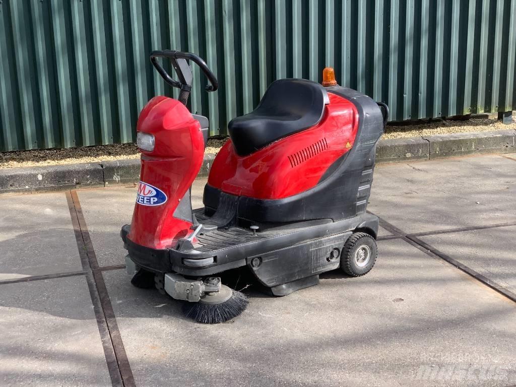  Sweep 1050E Σκούπες