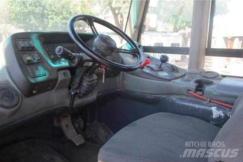 Bell B20D Βυτιοφόρα φορτηγά