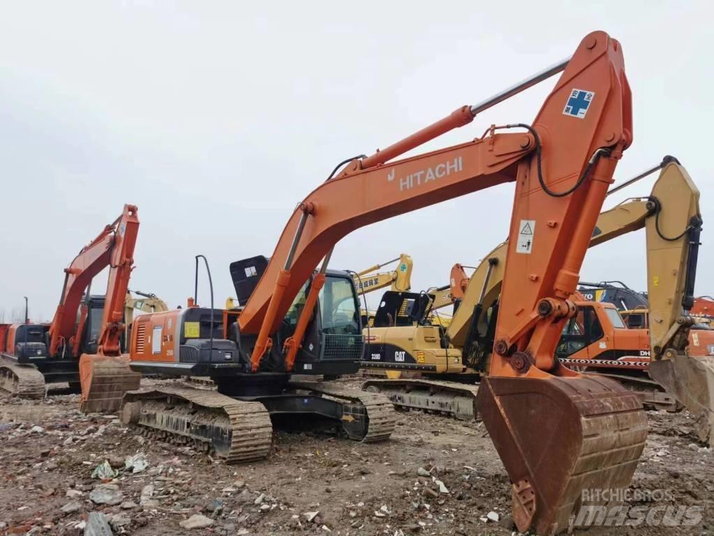 Hitachi ZX 250 Εκσκαφείς με ερπύστριες