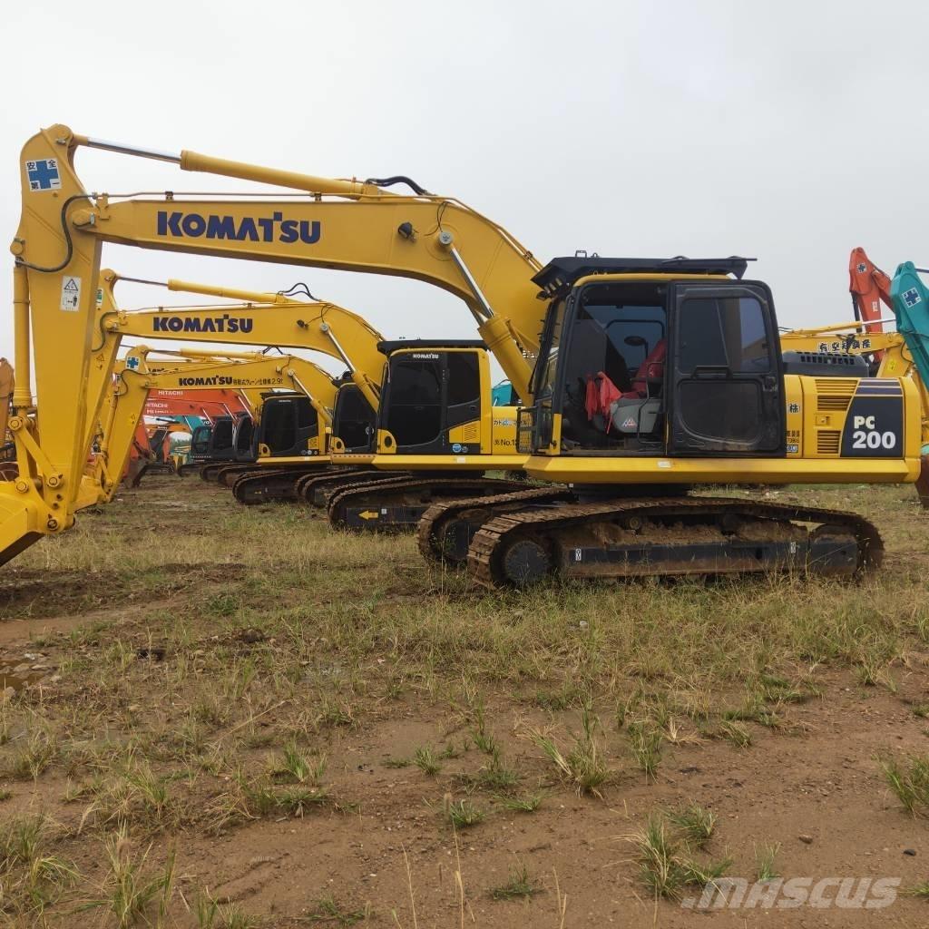 Komatsu PC200-8 Εκσκαφείς με ερπύστριες