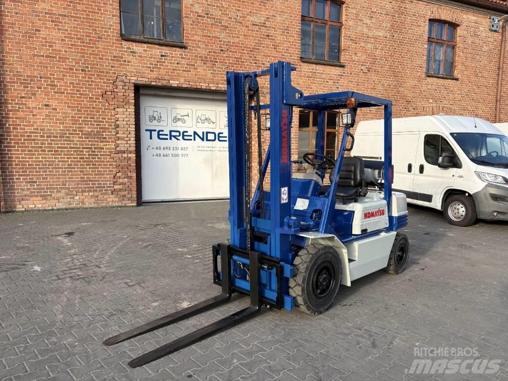 Komatsu FG 20 T-11 Περονοφόρα ανυψωτικά κλαρκ με φυσικό αέριο LPG