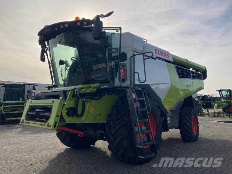 CLAAS LEXION 7500 Θεριζοαλωνιστικές μηχανές