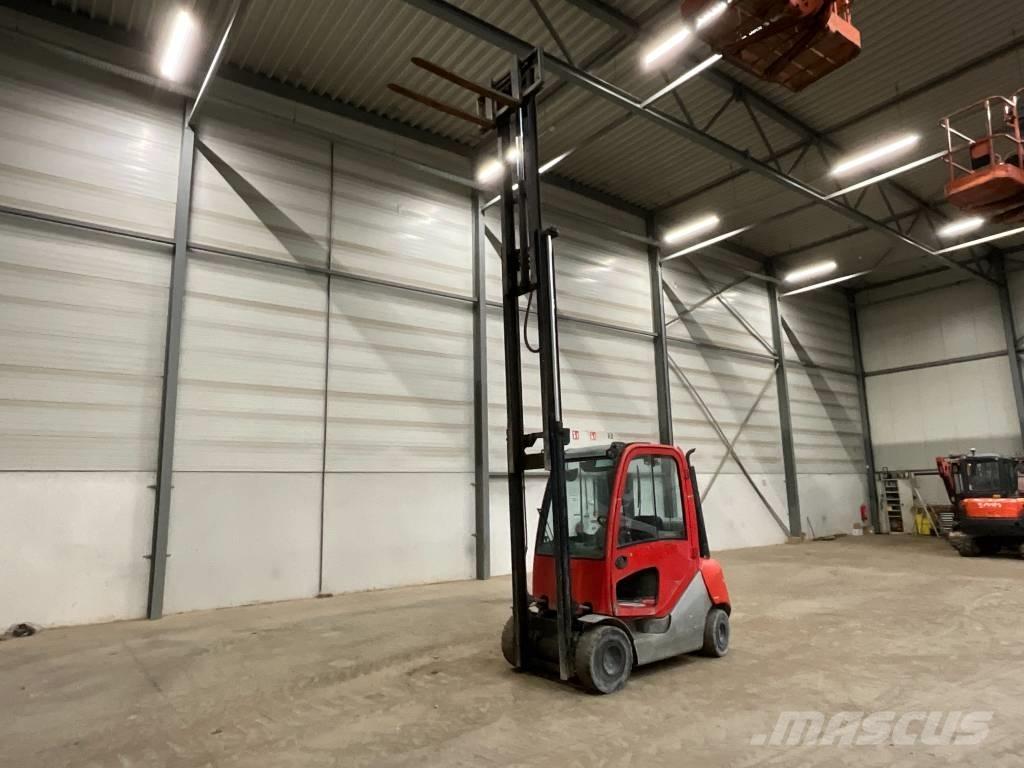 Still RX 70-25 T Περονοφόρα ανυψωτικά κλαρκ με φυσικό αέριο LPG