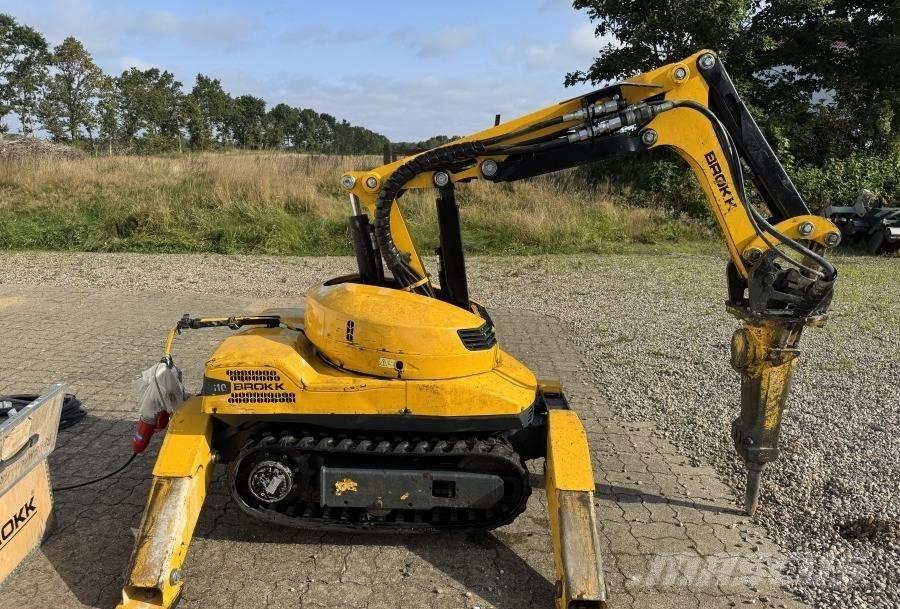 Brokk 110 Εκσκαφείς κατεδαφίσεων