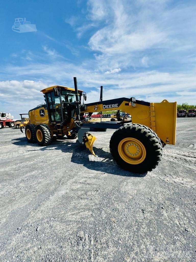 DEERE 672G Γκρέιντερς