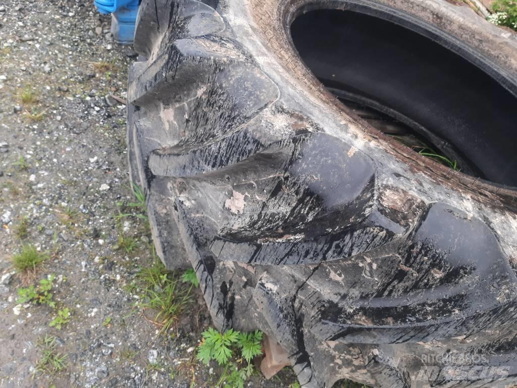 BKT 580/70R38 Ελαστικά και ζάντες