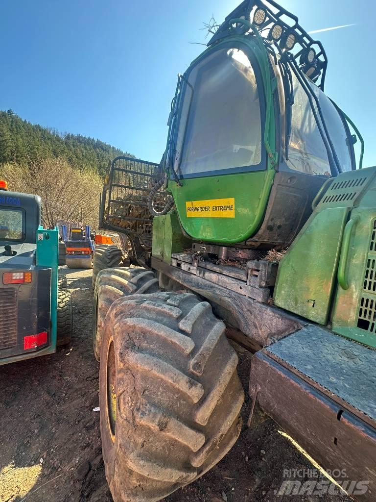 John Deere 810 E Μεταφορείς ξυλείας