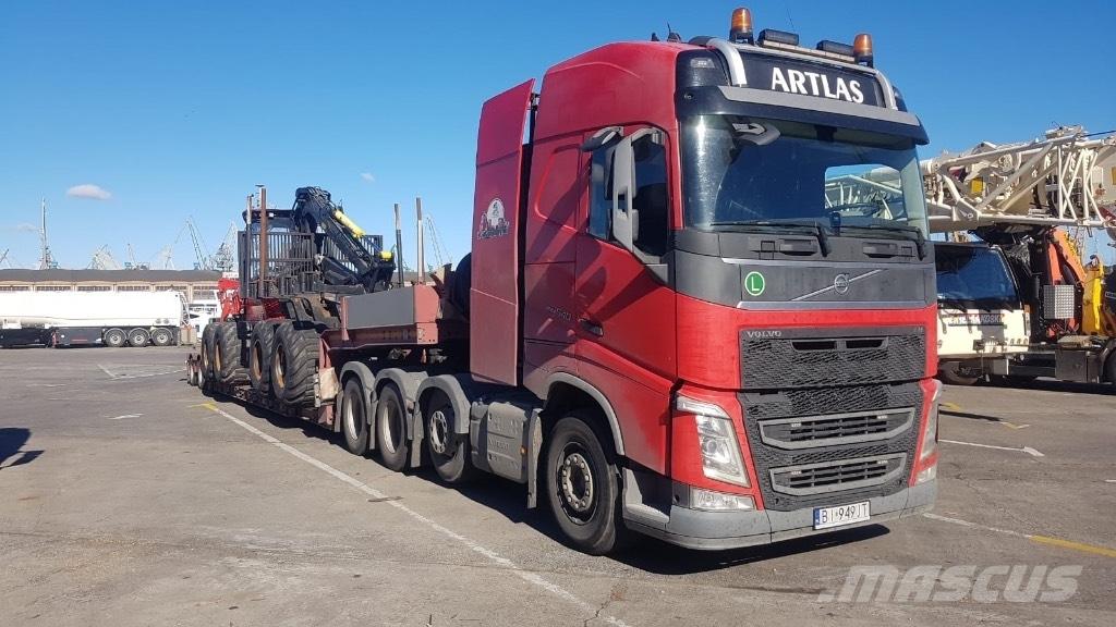 Komatsu 855 Μεταφορείς ξυλείας