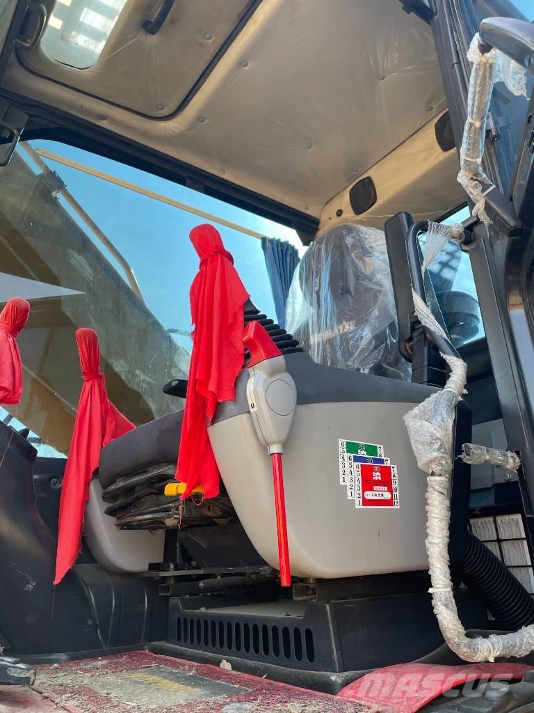 Komatsu PC 210-8 Εκσκαφείς με ερπύστριες