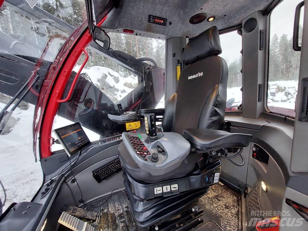 Komatsu 901XC Θεριζοαλωνιστικές μηχανές