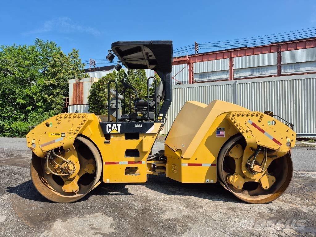 CAT CB 64 Οδοστρωτήρες διπλού κυλίνδρου