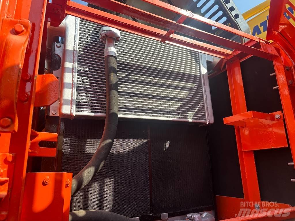 Doosan DX 300 Εκσκαφείς με ερπύστριες