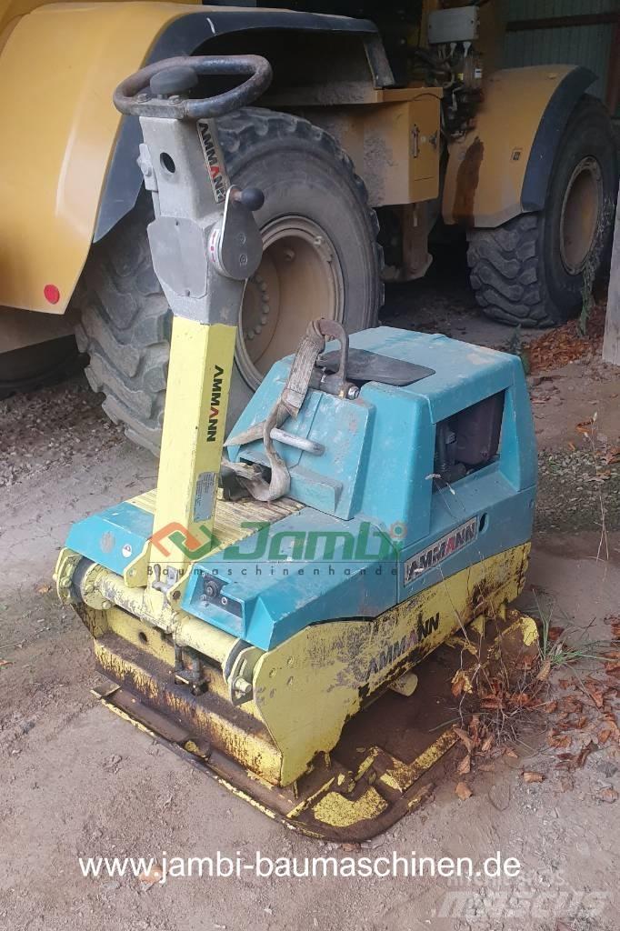 Ammann AVH 100-20 Επίπεδοι κόπανοι