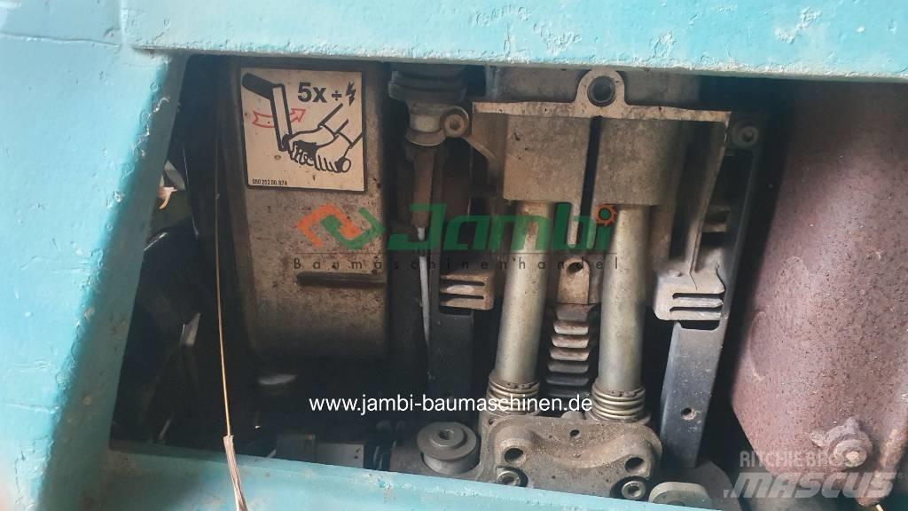 Ammann AVH 100-20 Επίπεδοι κόπανοι