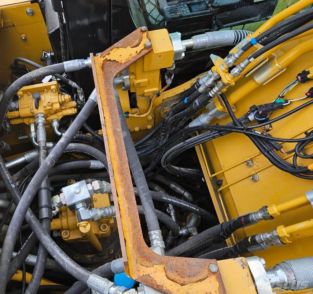 CAT 320 Εκσκαφείς με ερπύστριες