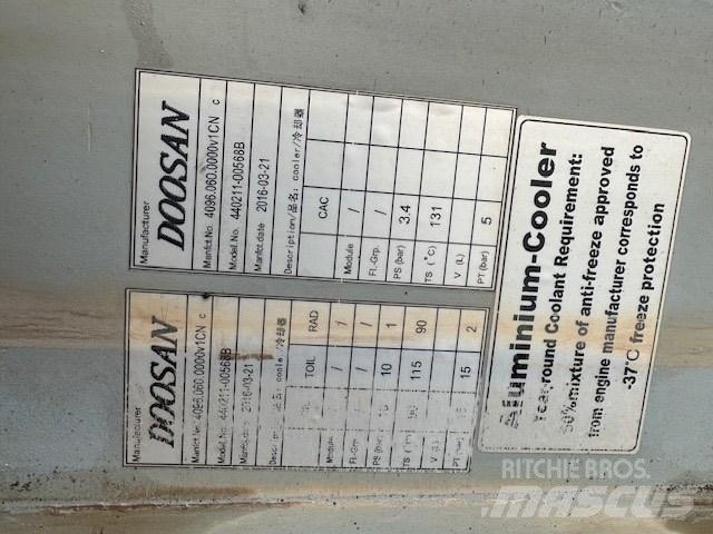 Doosan DL 450-5 Καλοριφέρ
