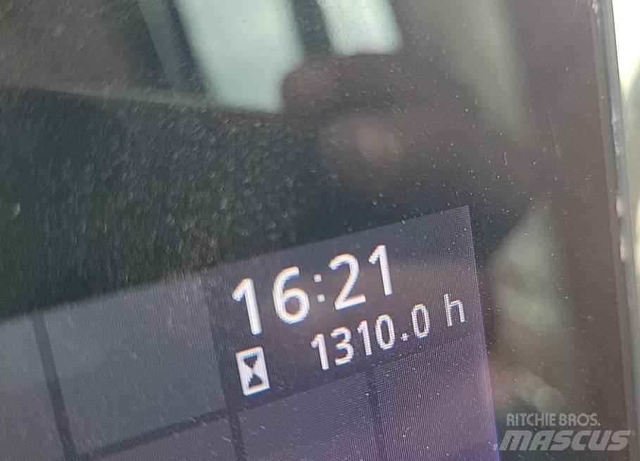 Hitachi ZX225USLC-7 Εκσκαφείς με ερπύστριες