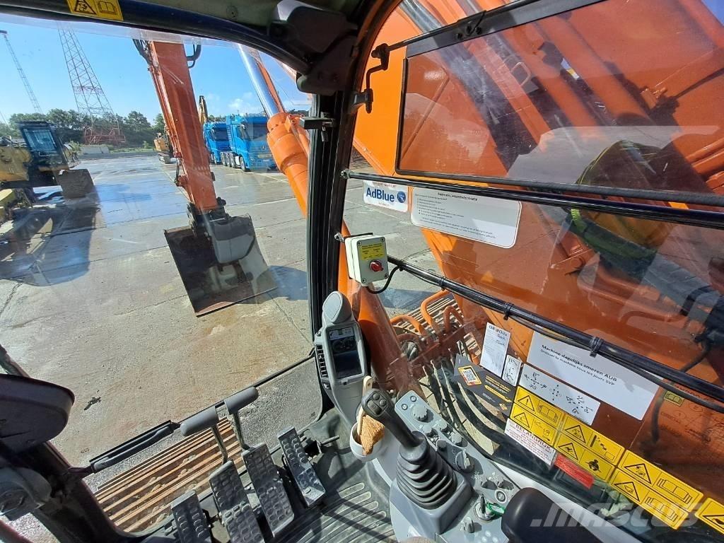 Hitachi ZX300LC-6 Εκσκαφείς με ερπύστριες