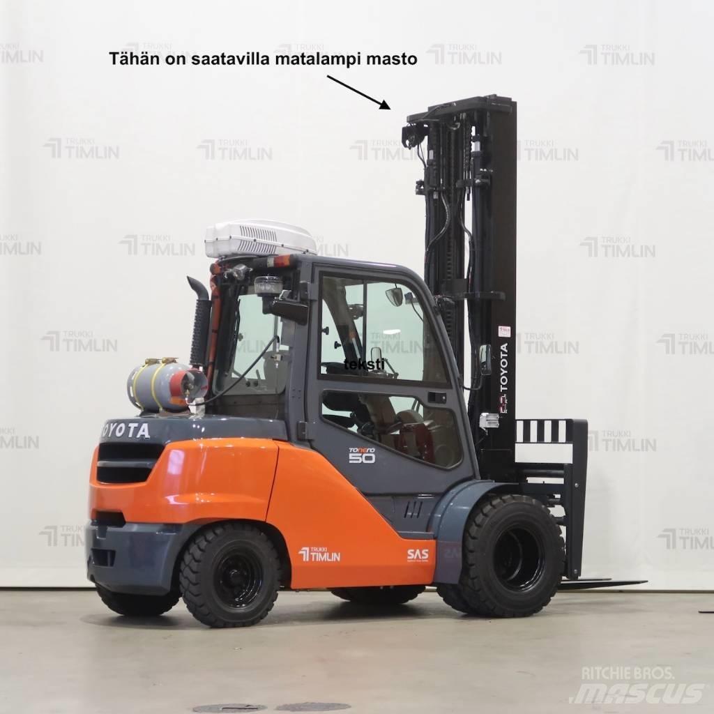 Toyota 8FG50N Περονοφόρα ανυψωτικά κλαρκ με φυσικό αέριο LPG