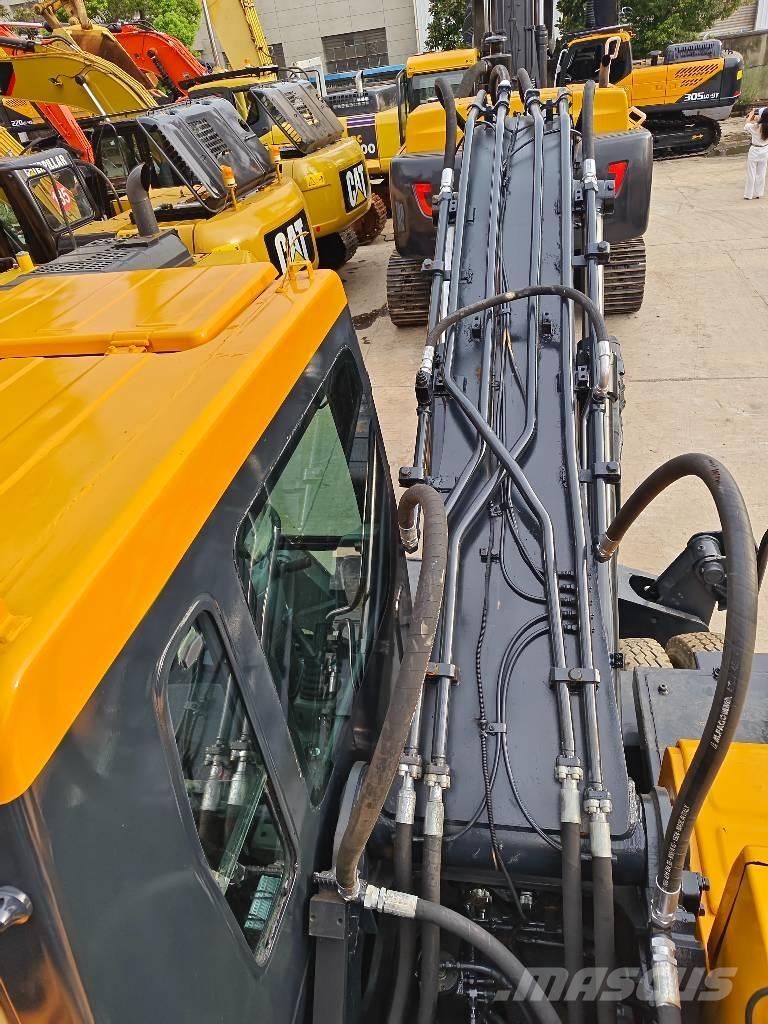 Hyundai R210W-9T Εκσκαφείς με ερπύστριες