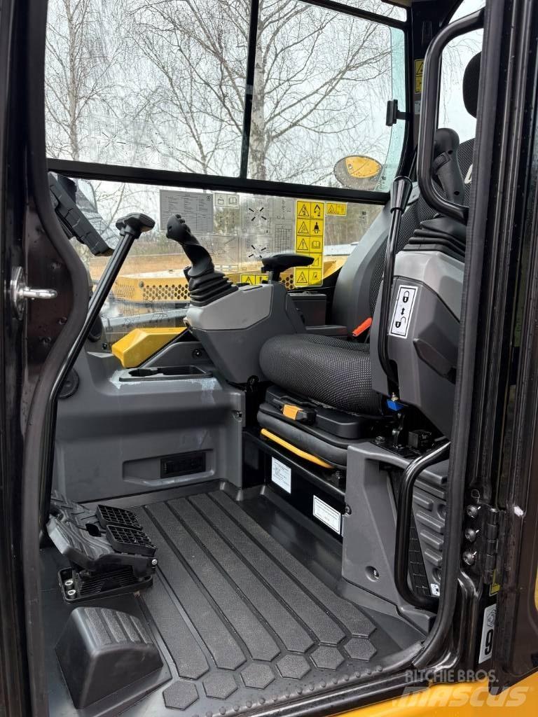 CAT 306 Εκσκαφάκι (διαβολάκι) < 7t