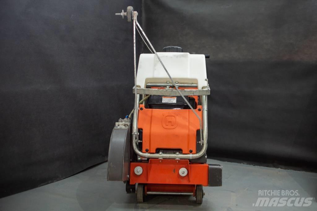 Husqvarna FS413 Μηχανές διαχωρισμού ασφάλτου
