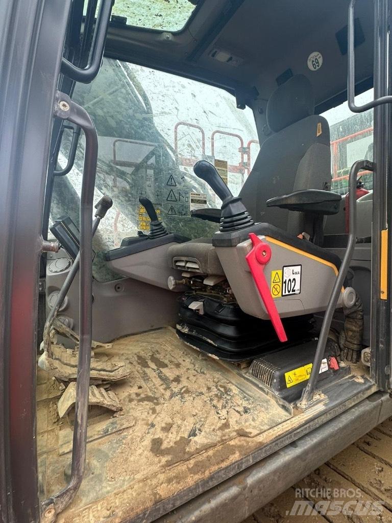 Volvo EC200EL Εκσκαφείς με ερπύστριες
