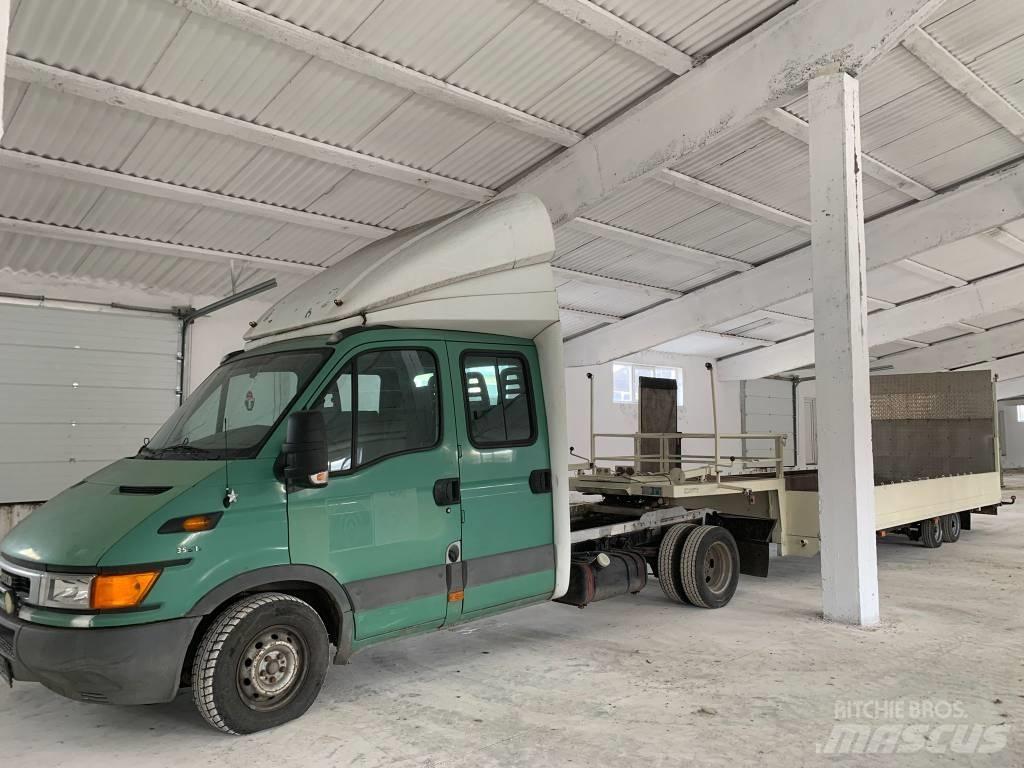 Iveco 3551 Κλούβες με συρόμενες πόρτες