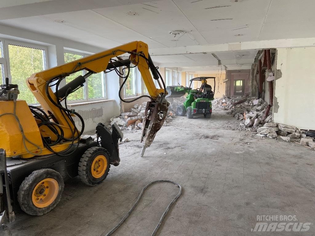 Brokk 250 Εκσκαφείς κατεδαφίσεων