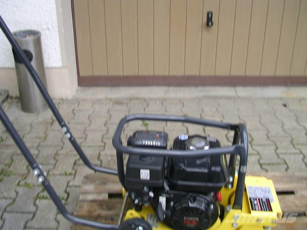 Bomag BVP 18/45 Επίπεδοι κόπανοι