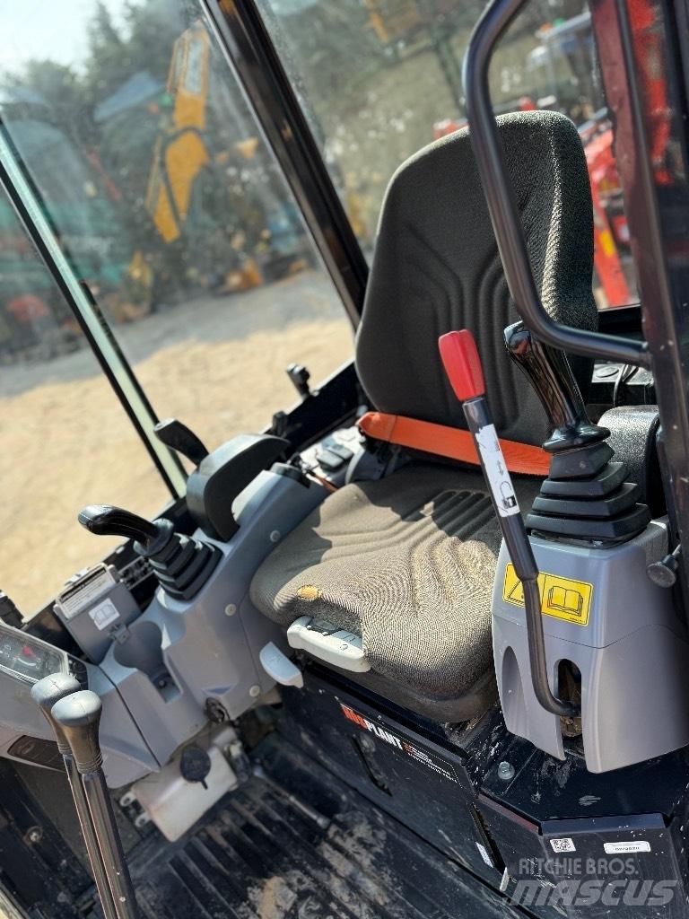 Kubota U 27-4 Εκσκαφάκι (διαβολάκι) < 7t