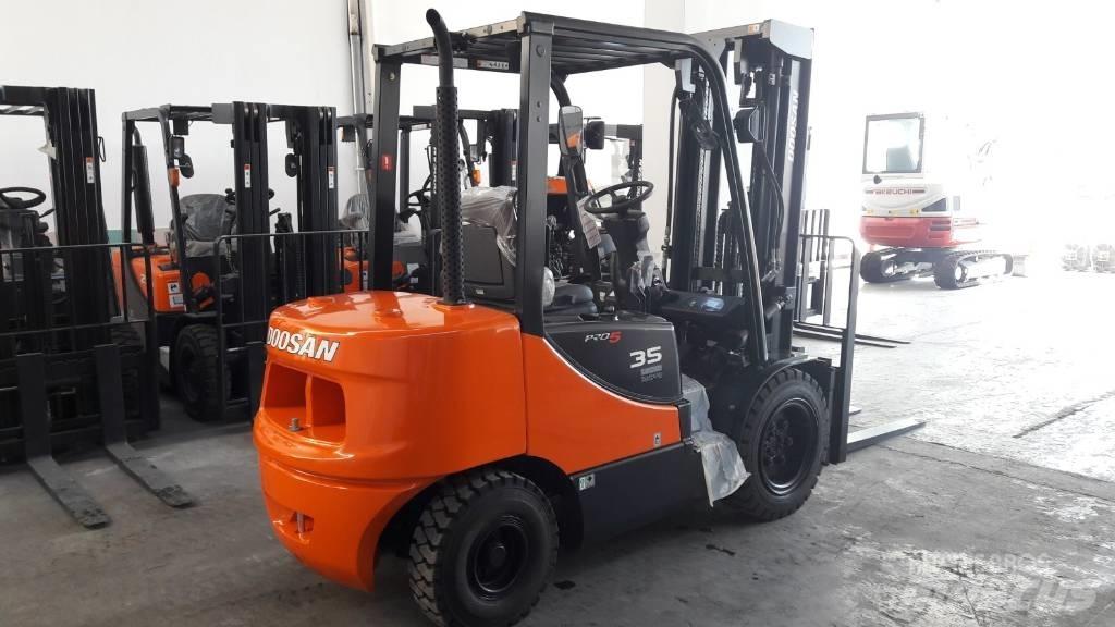 Doosan D35 C-5 Πετρελαιοκίνητα Κλαρκ