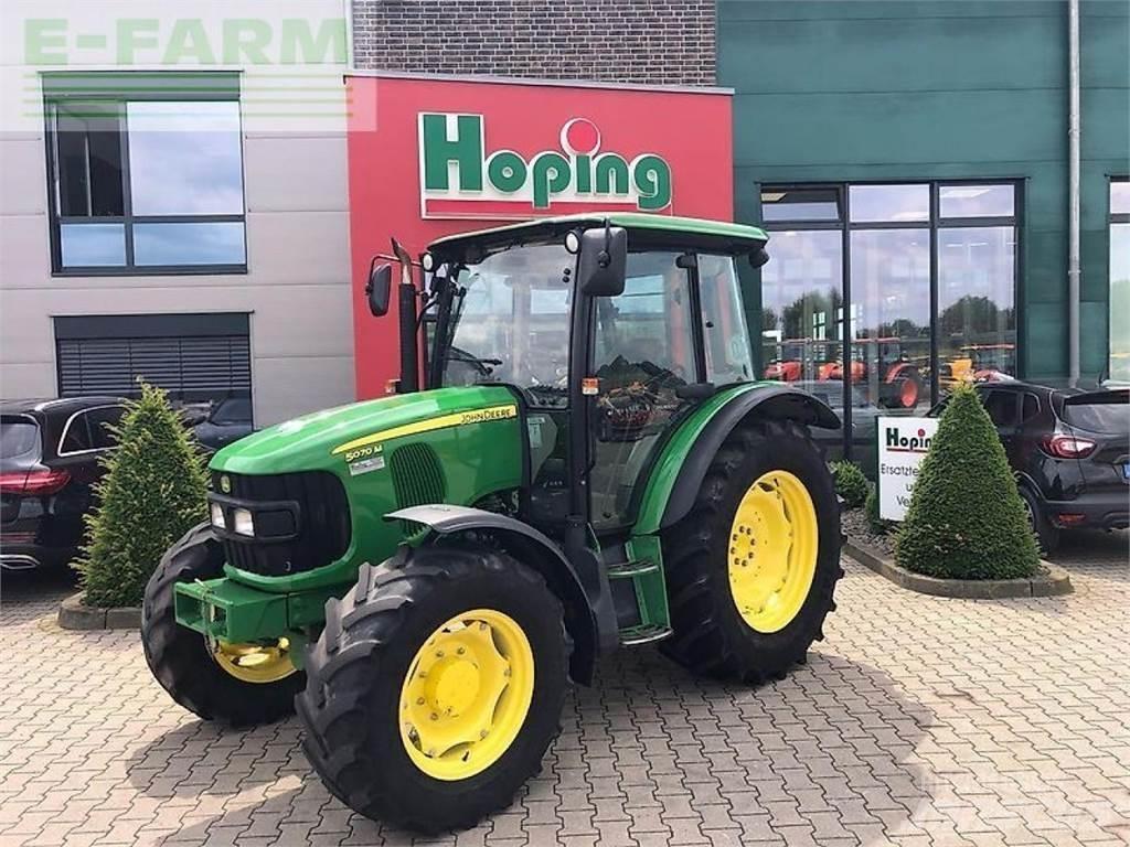 John Deere 5070 m Τρακτέρ