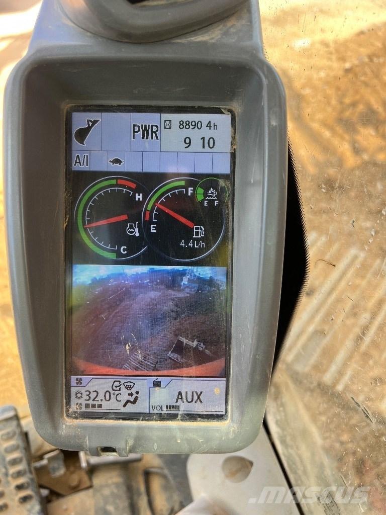Hitachi ZX 225/6 Εκσκαφείς με ερπύστριες