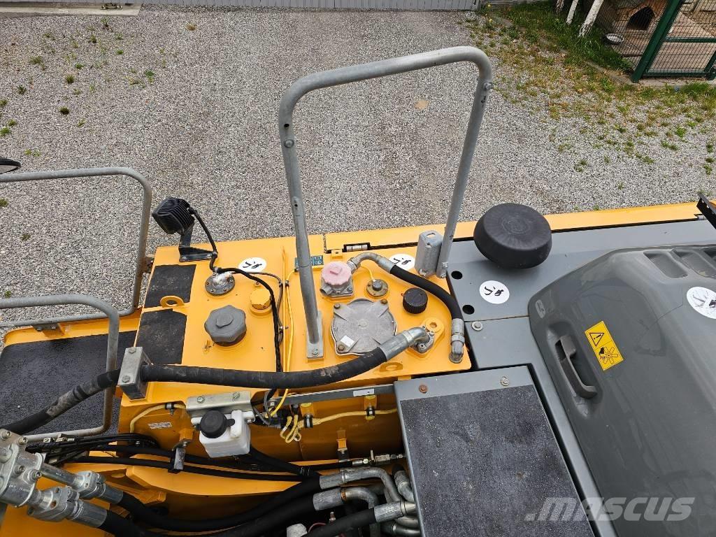 Liebherr R 922 Εκσκαφείς με ερπύστριες