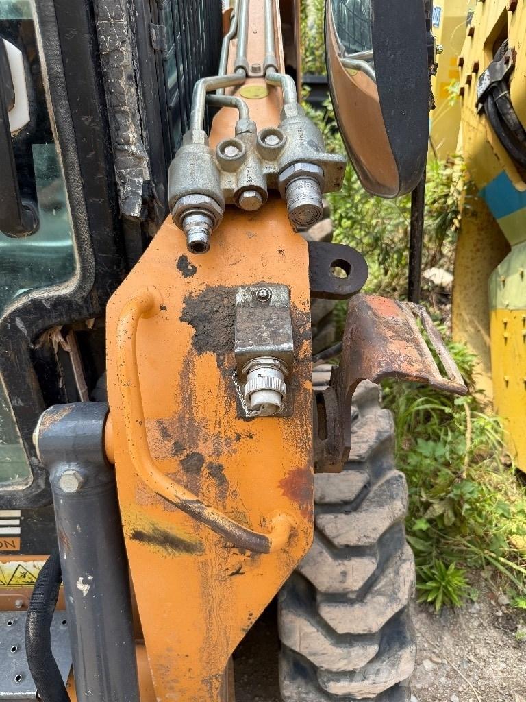 CASE SR 175 Φορτωτάκια