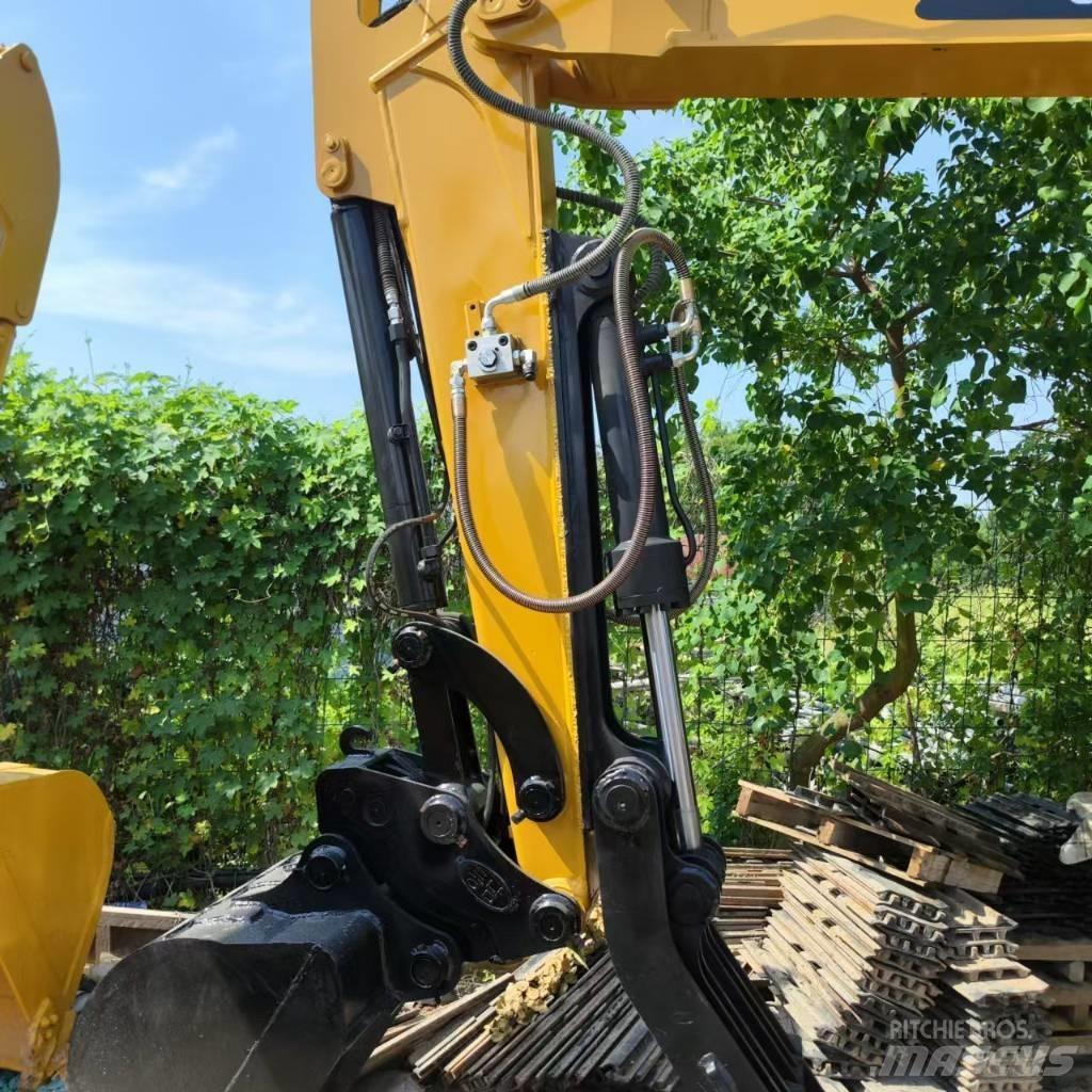 CAT 306 Εκσκαφείς με ερπύστριες