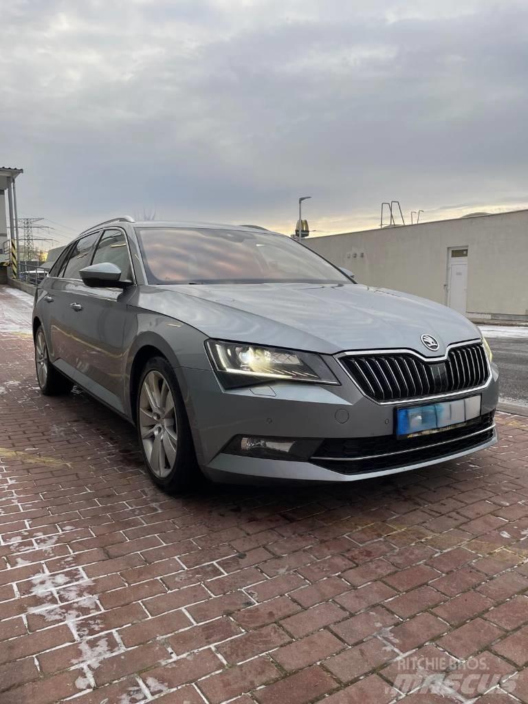 Skoda Superb Αυτοκίνητα