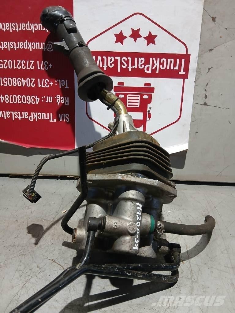 MAN TGA    813260566111 Καμπίνες και εσωτερικό