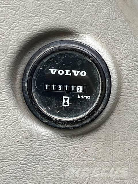 Volvo EC 220 D Εκσκαφείς με ερπύστριες