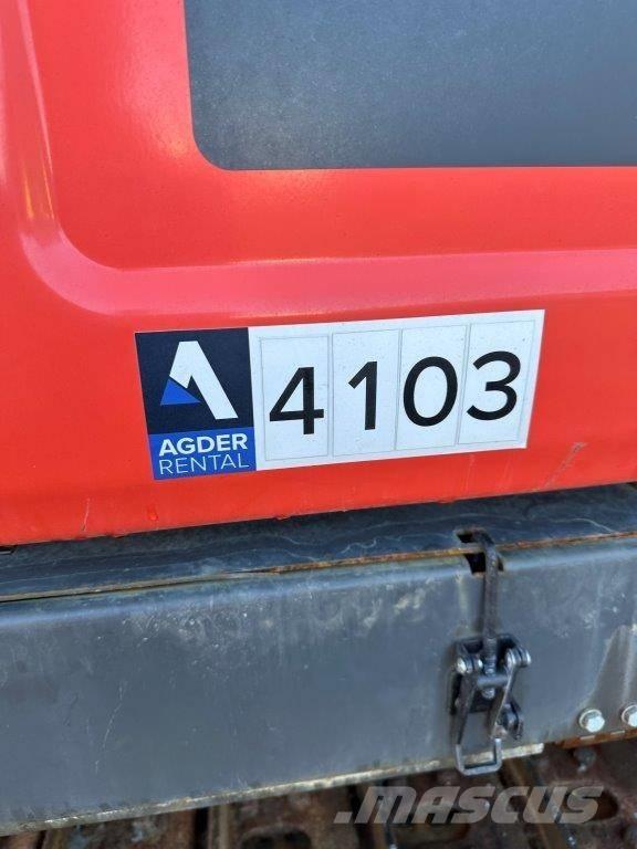 Sandvik DX 800I Εξοπλισμός επιφανειακών γεωτρήσεων