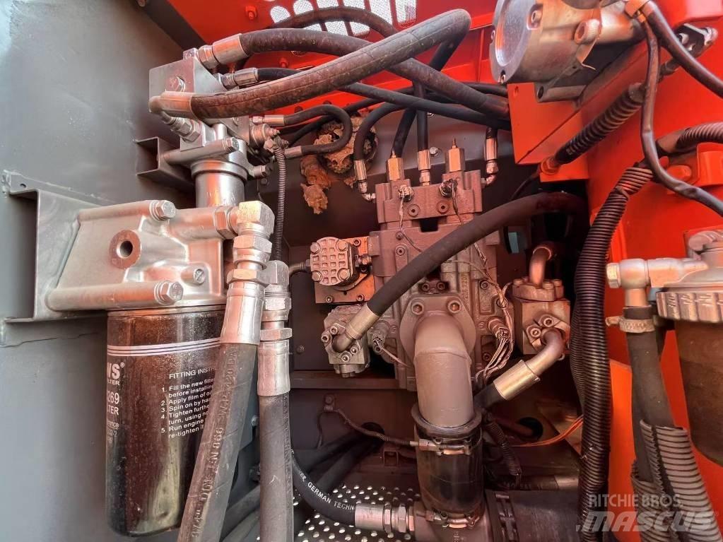 Hitachi ZX 160 Εκσκαφείς με ερπύστριες