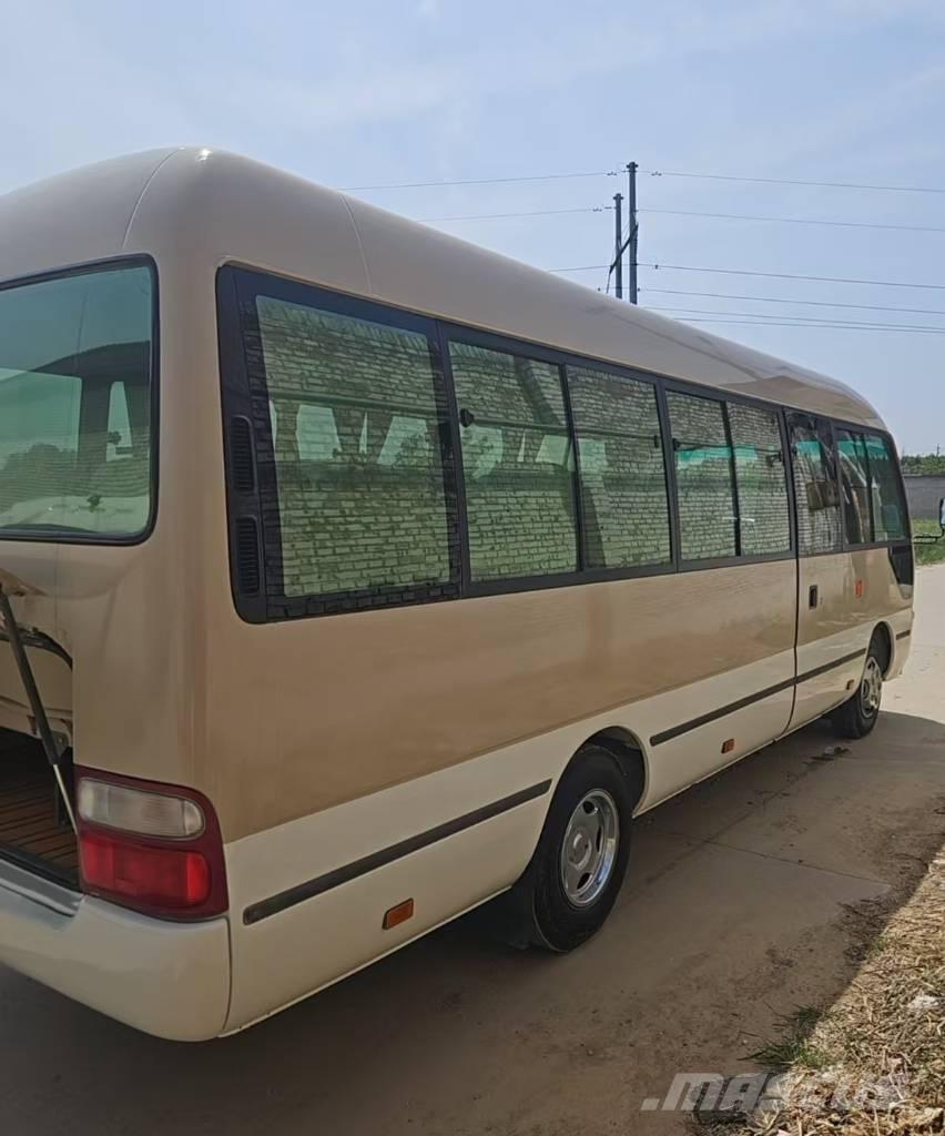 Toyota Coaster Bus Μίνι λεωφορεία