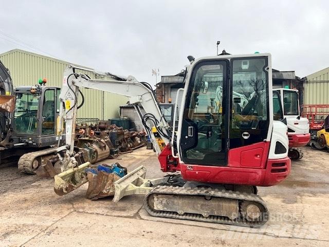 Takeuchi TB 230 Εκσκαφάκι (διαβολάκι) < 7t