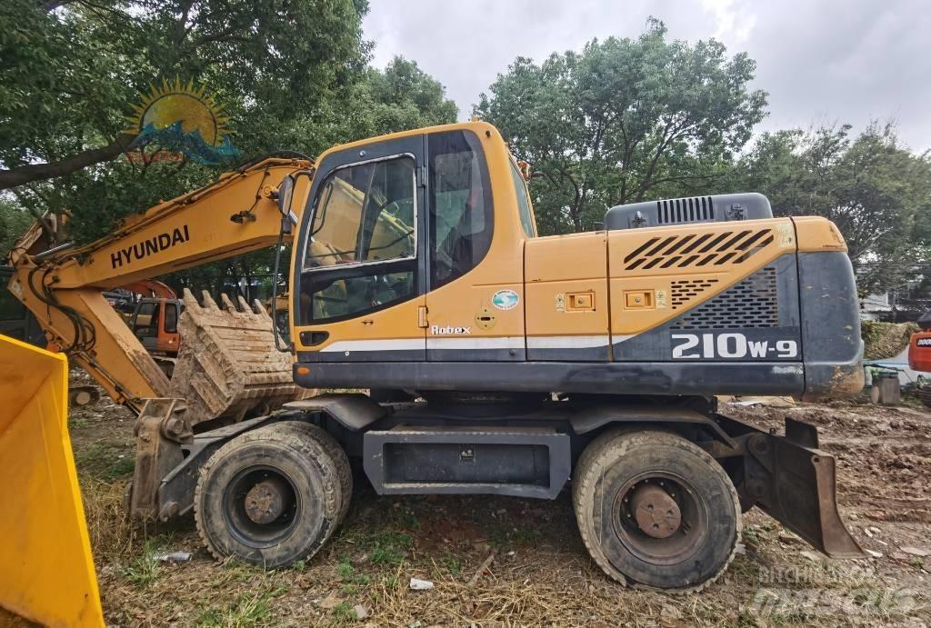 Hyundai R210W-9 Εκσκαφείς με τροχούς - λάστιχα
