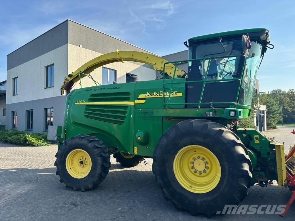 John Deere 7300 Μηχανές χορτονομής