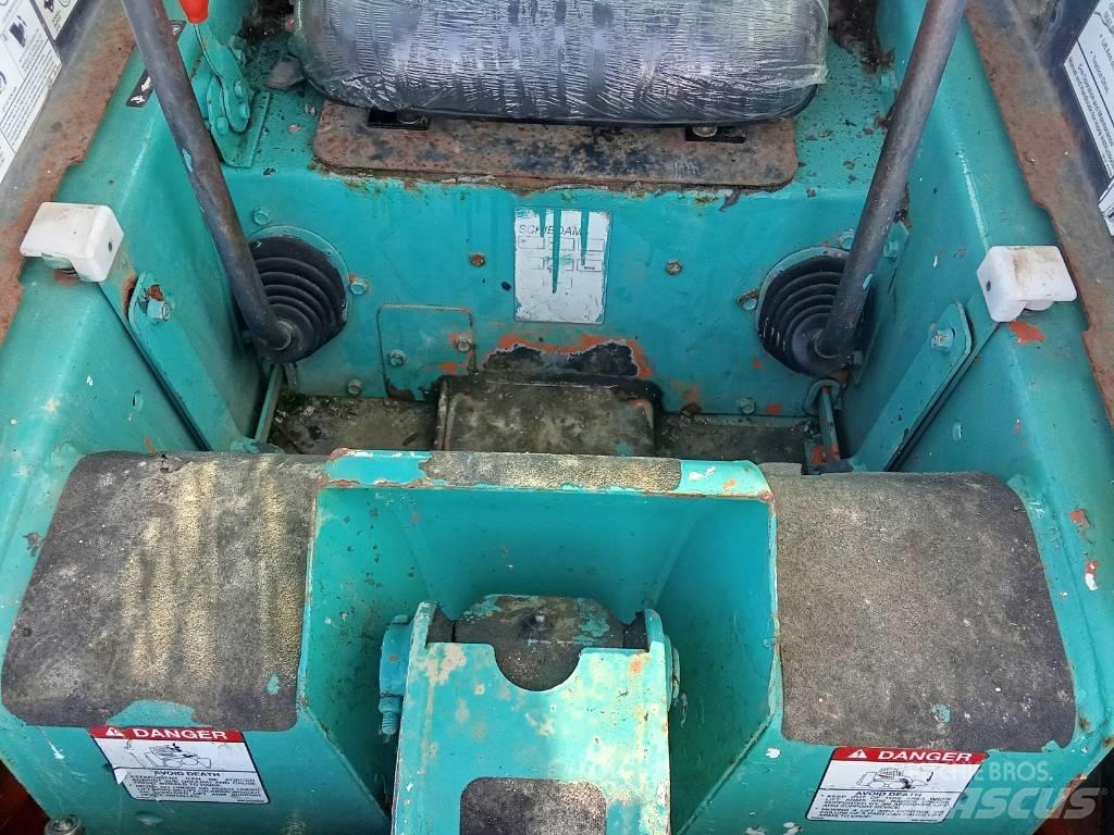 Bobcat 753 Εκσκαφάκι (διαβολάκι) < 7t