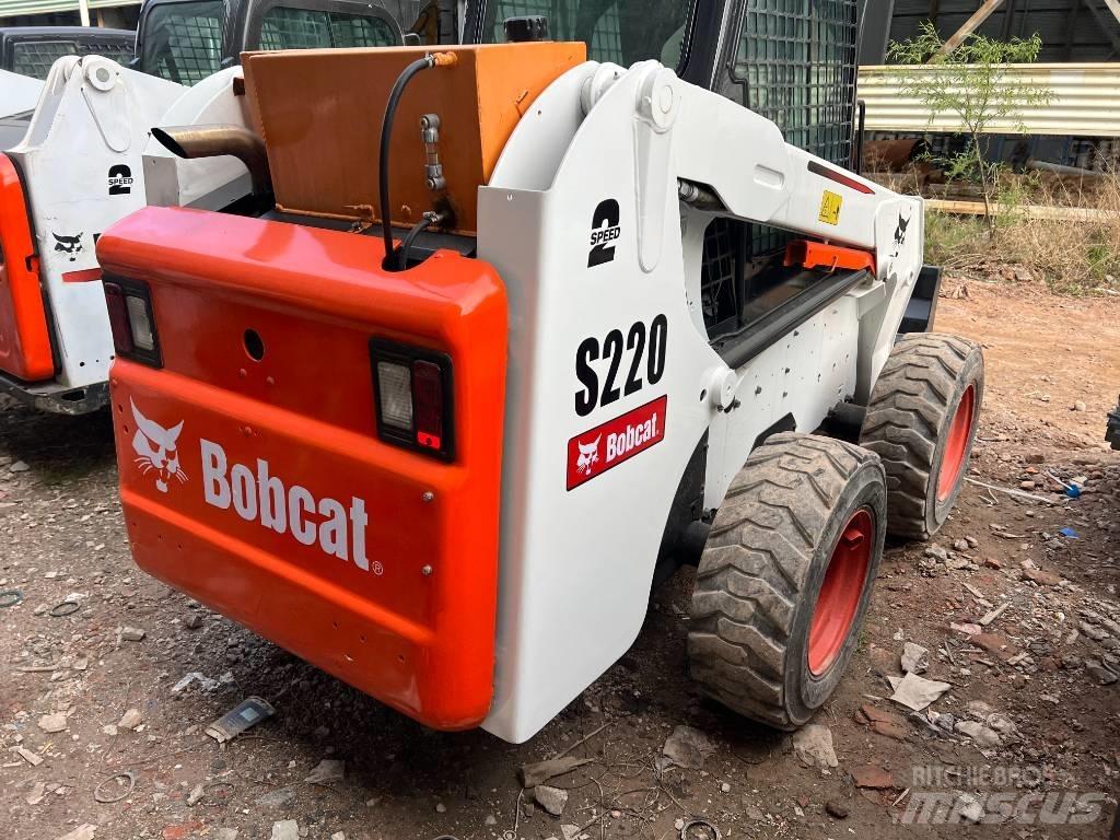 Bobcat S220 Φορτωτάκια