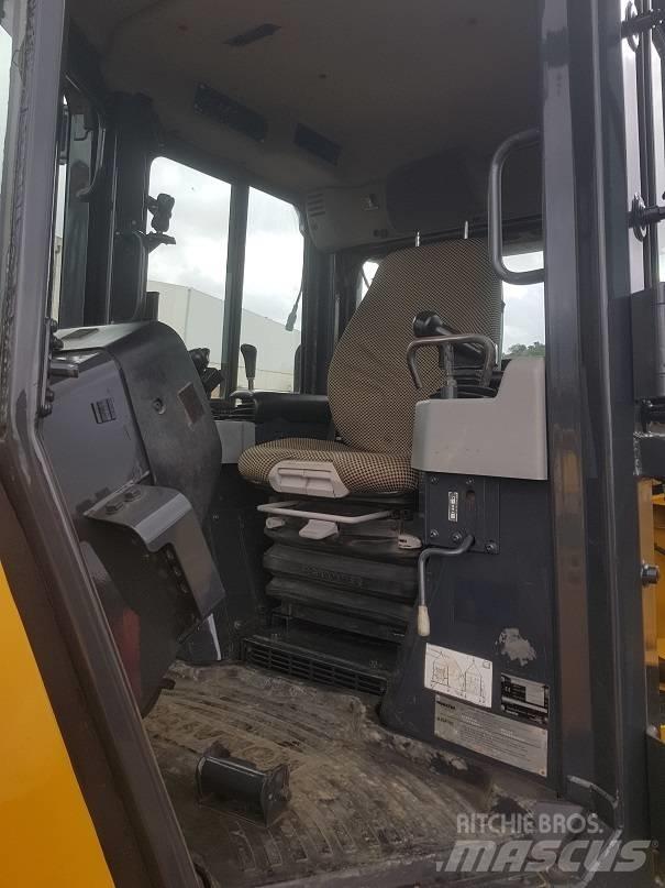 Komatsu D 51 EX-22 Μπουλντόζες με ερπύστριες